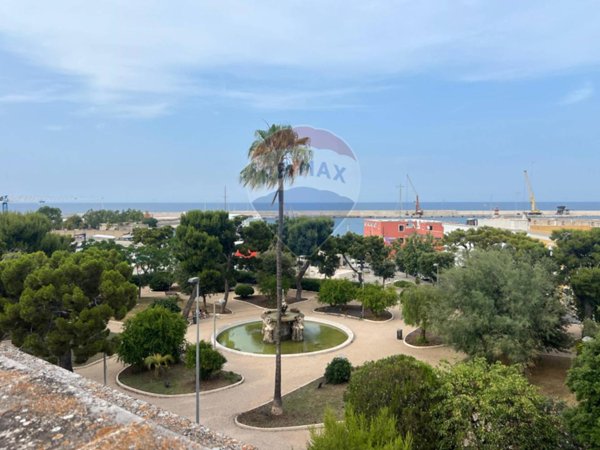 casa indipendente in vendita a Monopoli in zona Centro Storico