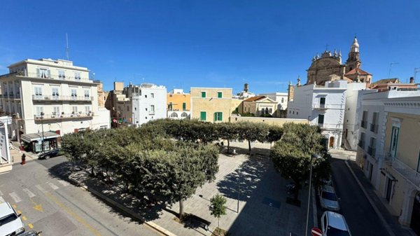 appartamento in vendita a Monopoli in zona Centro Storico