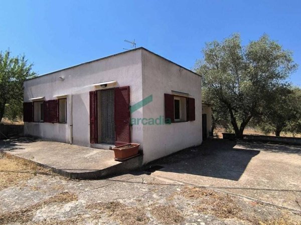 casa indipendente in vendita a Monopoli
