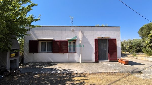 casa indipendente in vendita a Monopoli