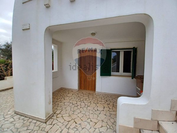 casa indipendente in vendita a Monopoli