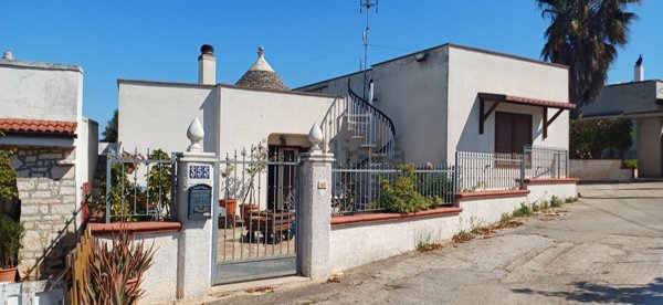 casa indipendente in vendita a Monopoli in zona Lamascrasciola