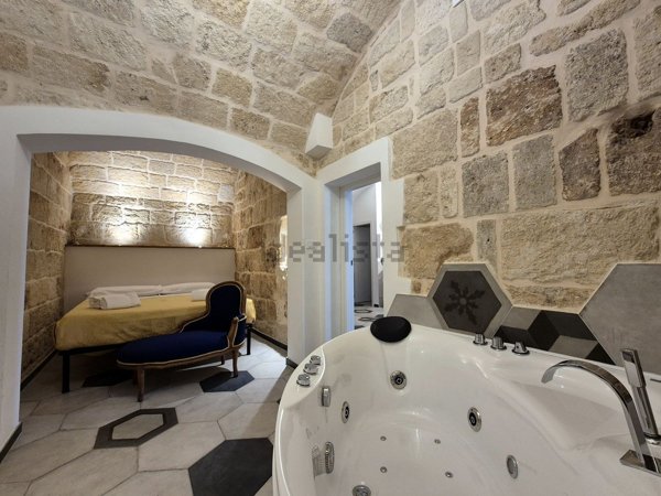 appartamento in vendita a Monopoli in zona Centro Storico