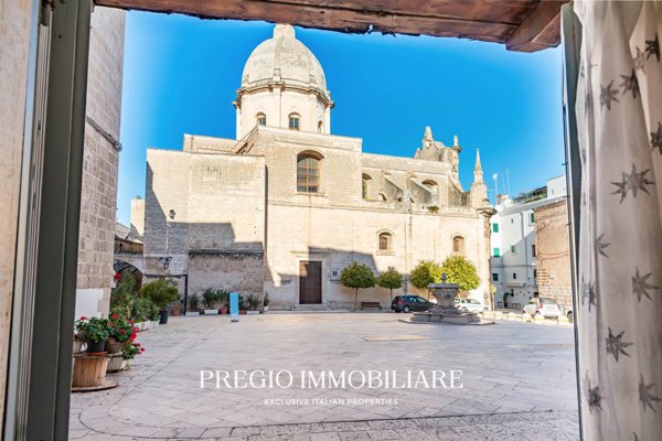 appartamento in vendita a Monopoli in zona Centro Storico