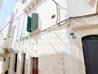 casa indipendente in vendita a Monopoli in zona Centro Storico