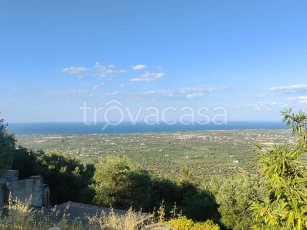 casa indipendente in vendita a Monopoli in zona Centro Storico