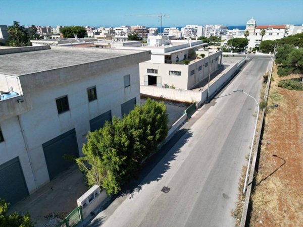 ufficio in vendita a Monopoli