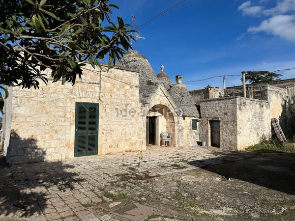 pentavano in vendita a Monopoli