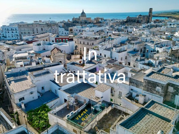 casa indipendente in vendita a Monopoli in zona Centro Storico