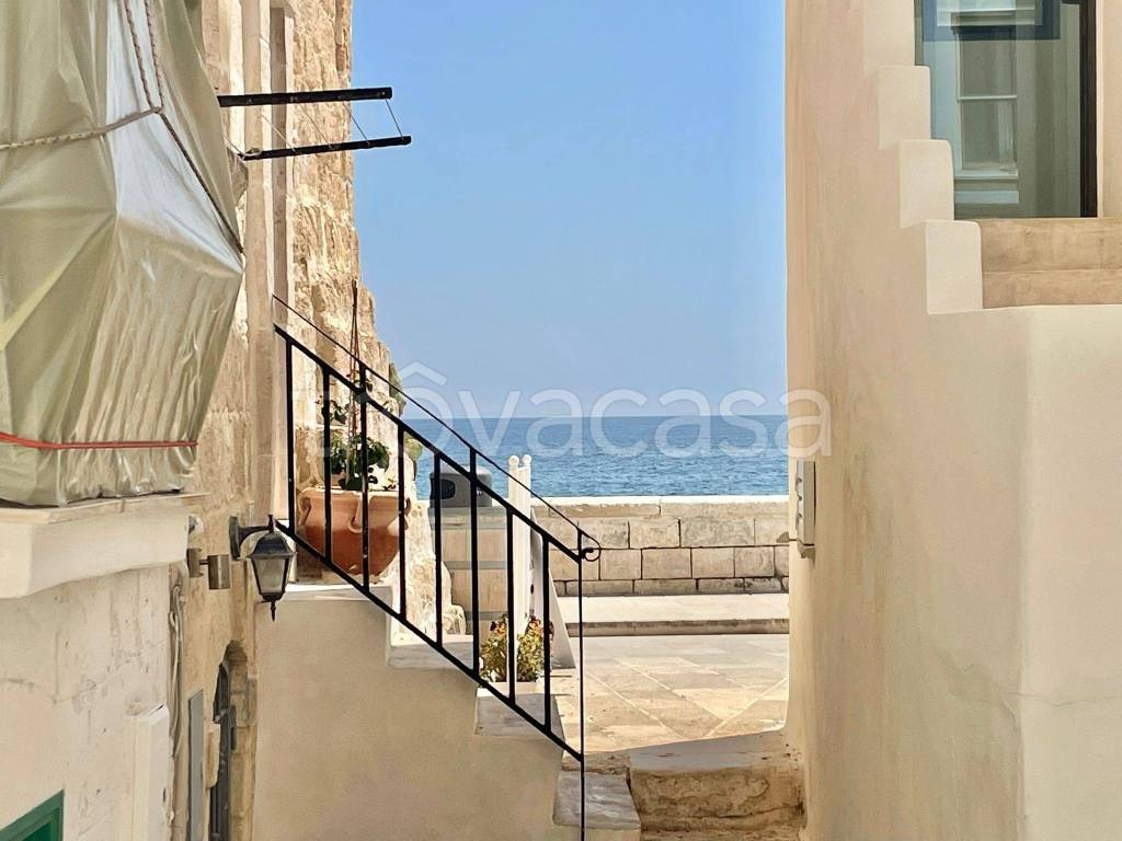 appartamento in vendita a Monopoli in zona Centro Storico