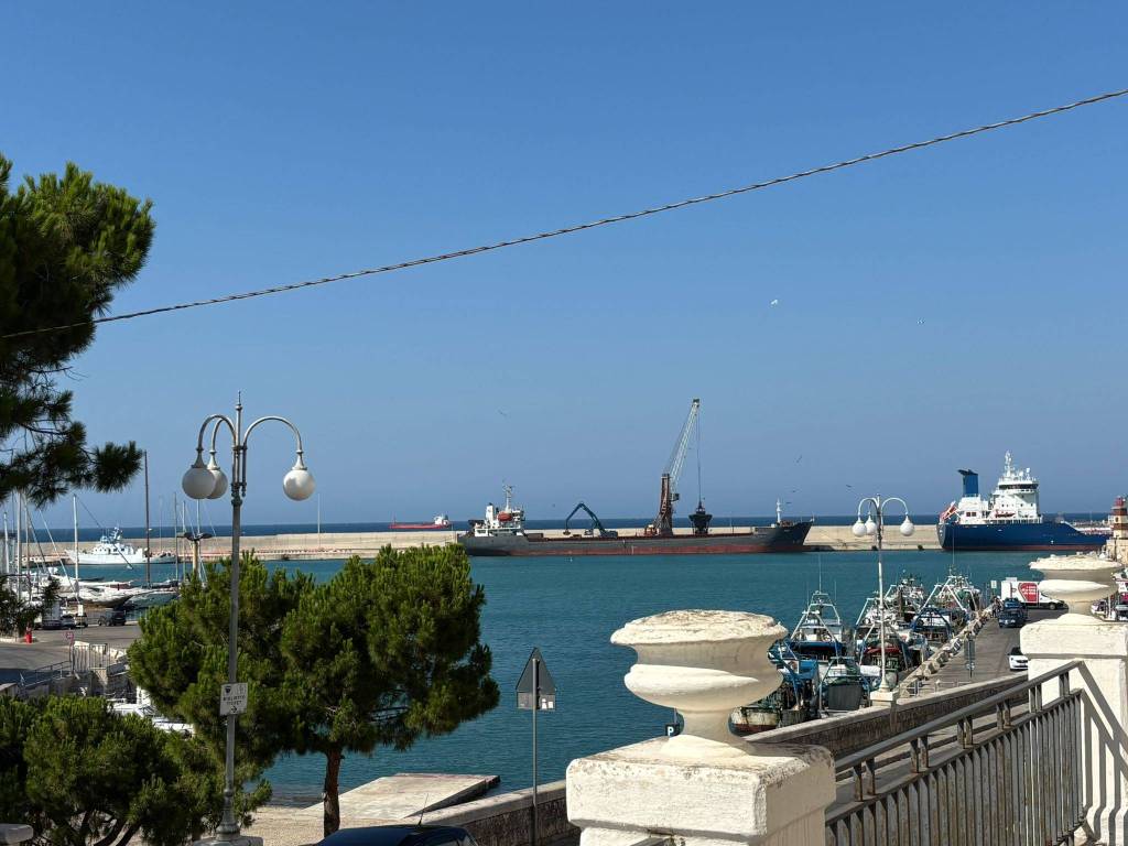appartamento in vendita a Monopoli in zona Centro Storico