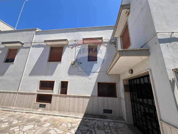 casa indipendente in vendita a Monopoli in zona Centro Storico