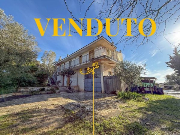 casa indipendente in vendita a Monopoli