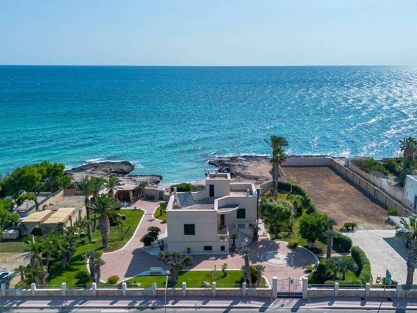 casa indipendente in vendita a Monopoli