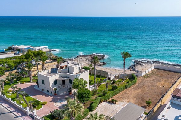casa indipendente in vendita a Monopoli