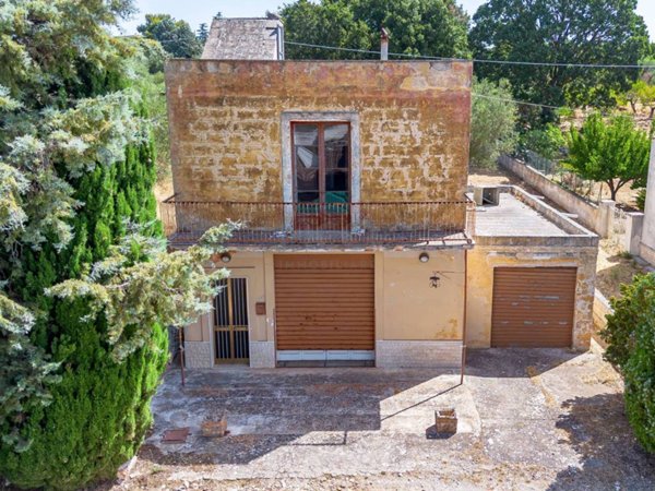 casa indipendente in vendita a Monopoli