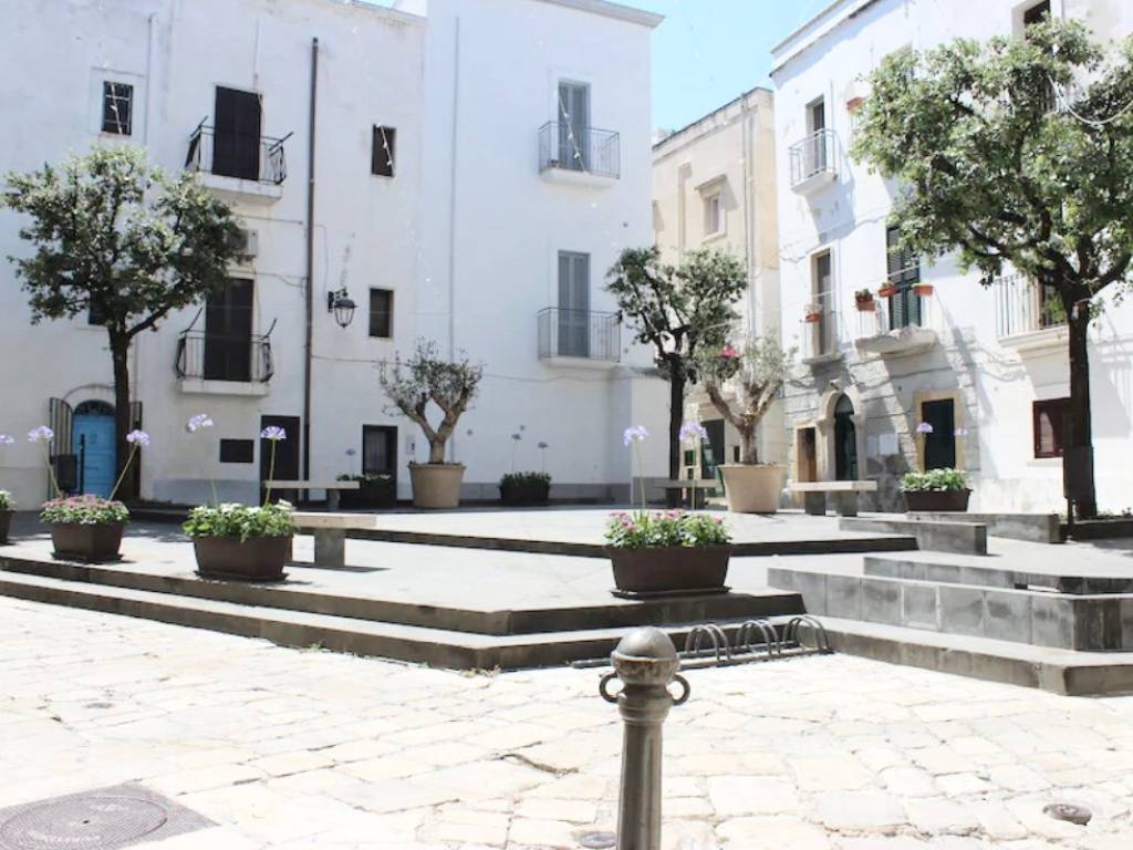 casa indipendente in vendita a Monopoli in zona Centro Storico
