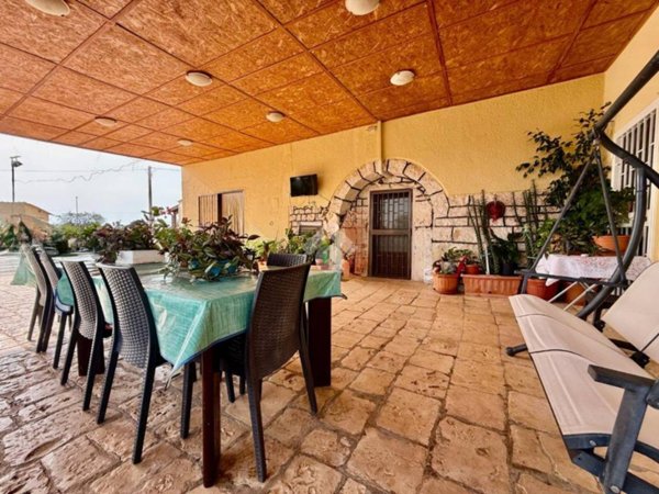 casa indipendente in vendita a Monopoli