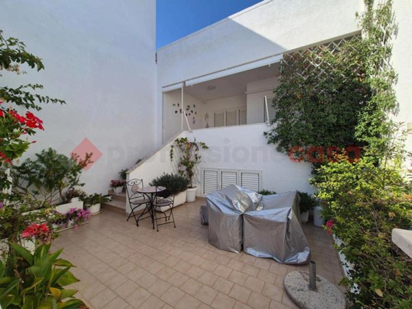 casa indipendente in vendita a Monopoli