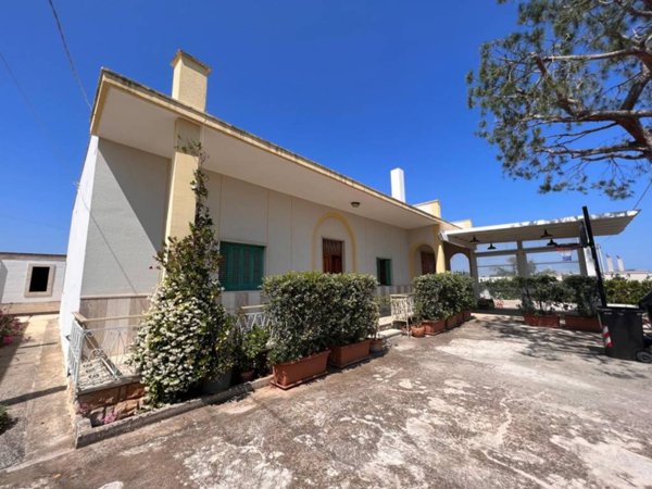 casa indipendente in vendita a Monopoli