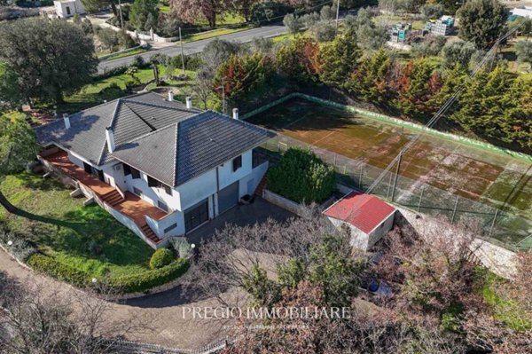 casa indipendente in vendita a Monopoli