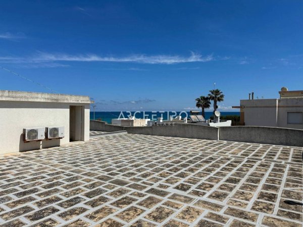 casa indipendente in vendita a Monopoli