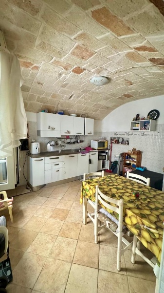 casa indipendente in vendita a Monopoli in zona Centro Storico