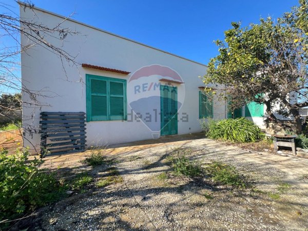 casa indipendente in vendita a Monopoli