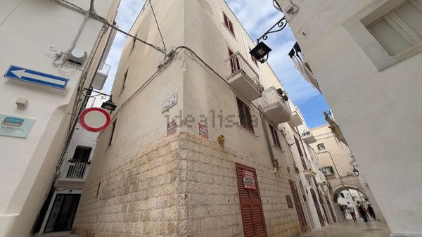 casa semindipendente in vendita a Monopoli in zona Centro Storico