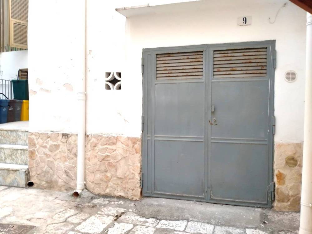 negozio in vendita a Monopoli in zona Centro Storico