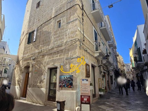 appartamento in vendita a Monopoli in zona Centro Storico