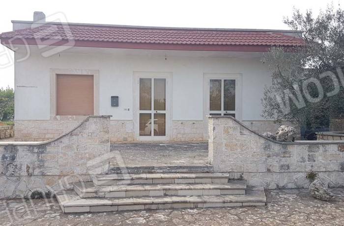 casa indipendente in vendita a Monopoli