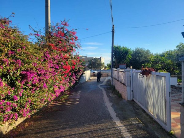 casa indipendente in vendita a Monopoli