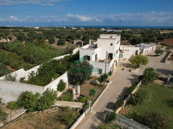 casa indipendente in vendita a Monopoli