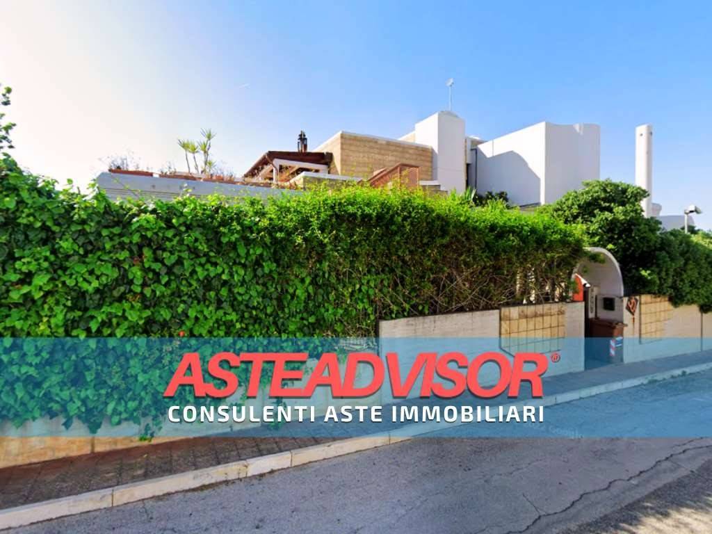 casa indipendente in vendita a Monopoli