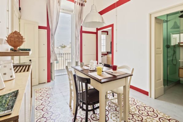 casa indipendente in vendita a Monopoli in zona Centro Storico