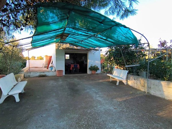 locale commerciale in vendita a Monopoli