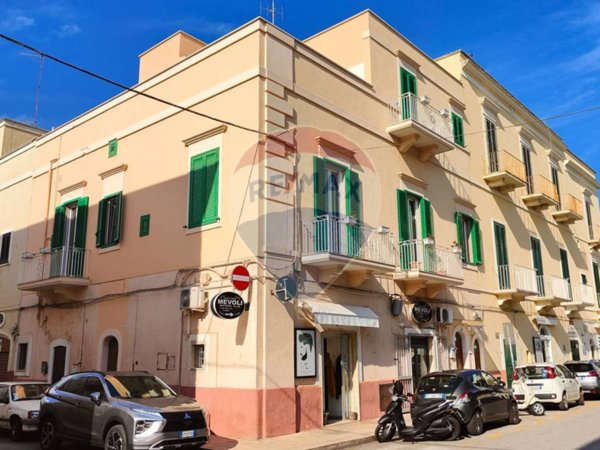 casa indipendente in vendita a Monopoli in zona Centro Storico