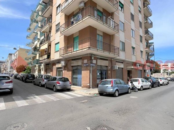 locale commerciale in vendita a Monopoli