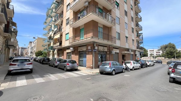 locale commerciale in vendita a Monopoli