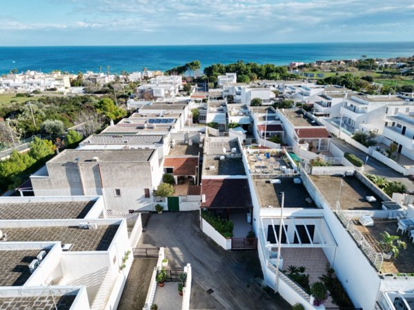casa indipendente in vendita a Monopoli