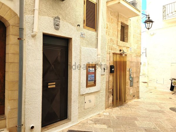 casa indipendente in vendita a Monopoli in zona Centro Storico