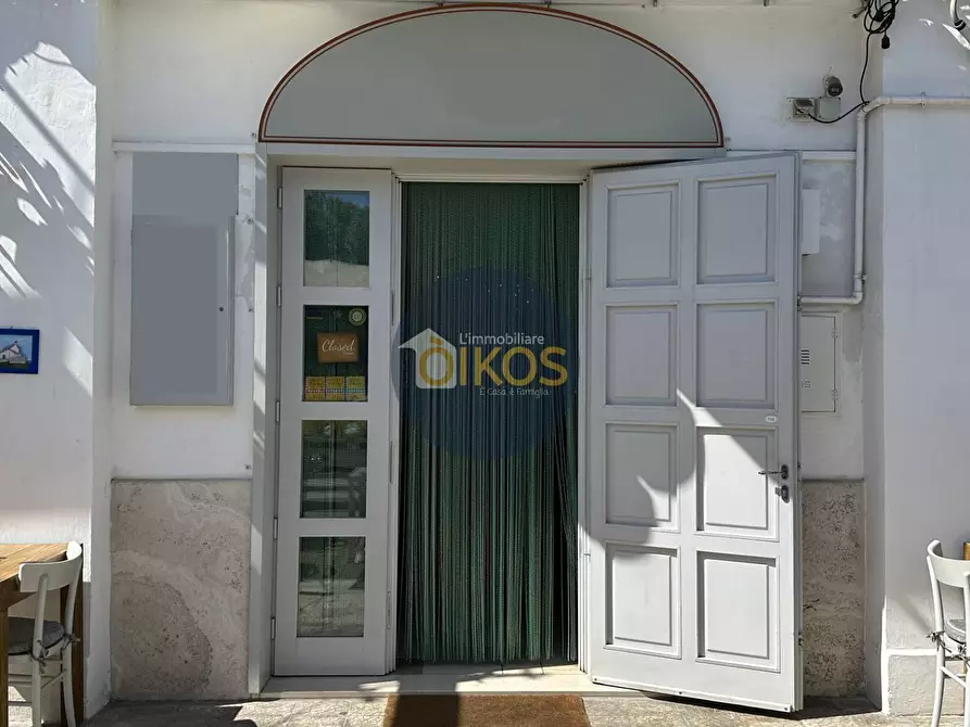 negozio in vendita a Monopoli