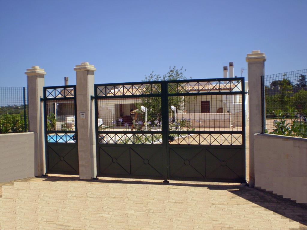 casa indipendente in vendita a Monopoli in zona Cozzana