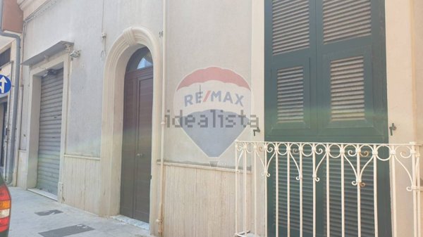 locale commerciale in vendita a Monopoli