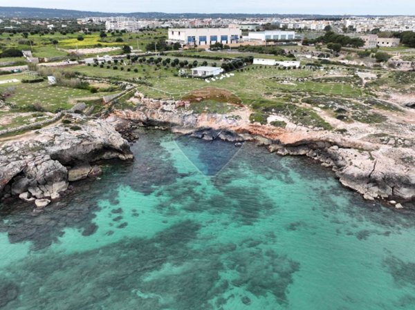 appartamento in vendita a Monopoli in zona Centro Storico