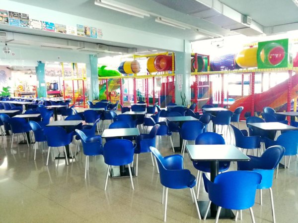 negozio in vendita a Monopoli