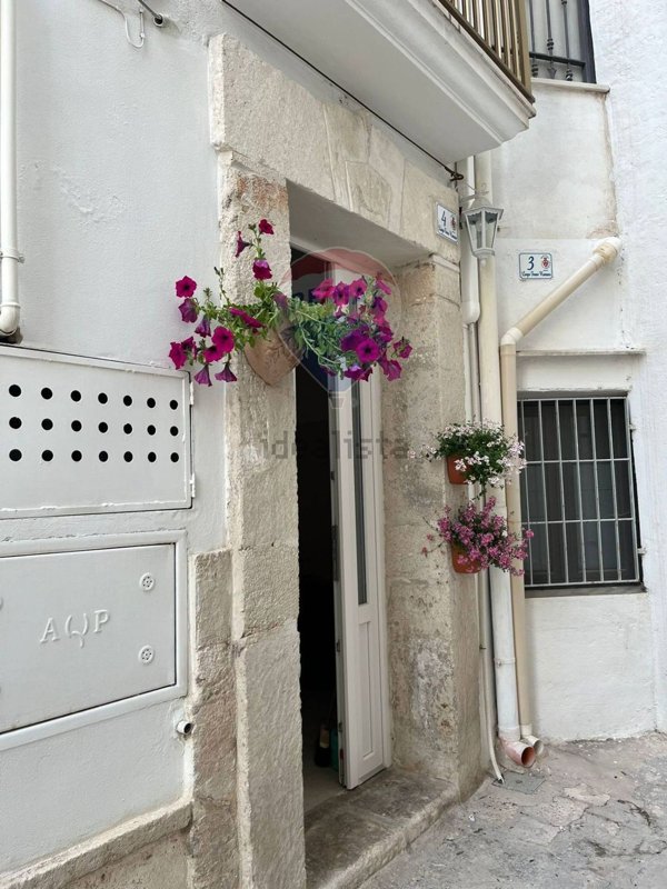 casa indipendente in vendita a Monopoli in zona Centro Storico