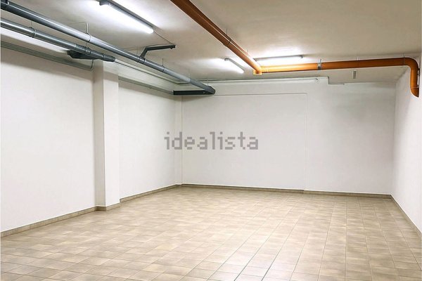 locale commerciale in vendita a Monopoli