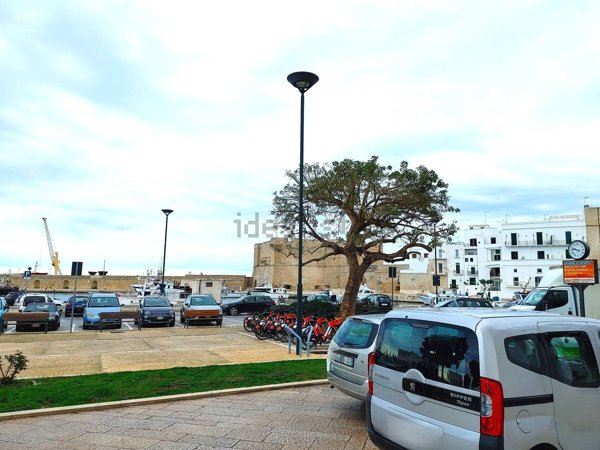 appartamento in vendita a Monopoli in zona Centro Storico